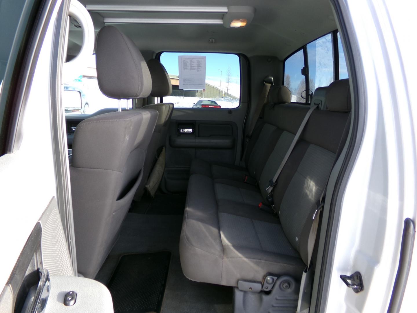 2004 Silver Ford F-150 FX4 SuperCrew 4WD (1FTPW14584K) with an 5.4L V6 SOHC 16V engine, 4-Speed Automatic Overdrive transmission, located at 2630 Philips Field Rd., Fairbanks, AK, 99709, (907) 458-0593, 64.848068, -147.780609 - Photo#5